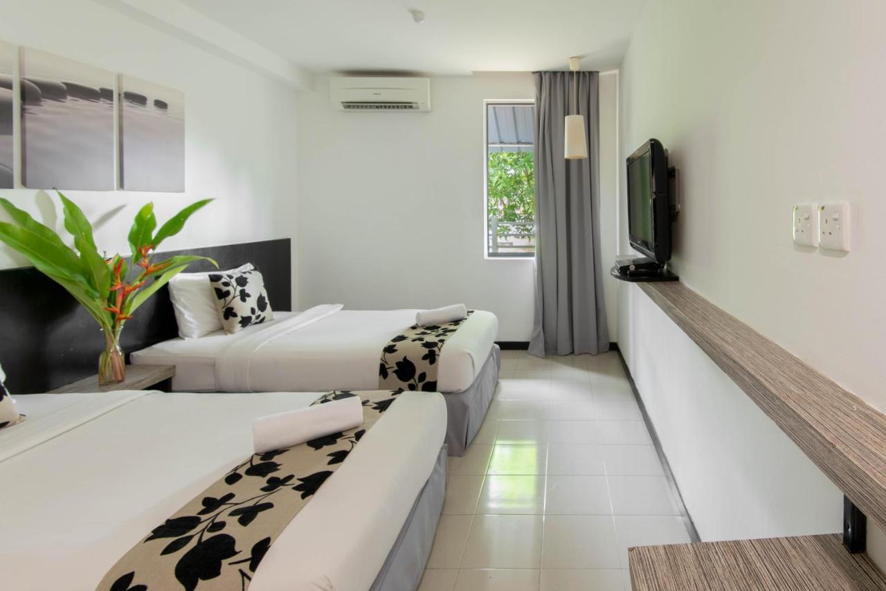Riverra Inn Langkawi Куах Екстер'єр фото