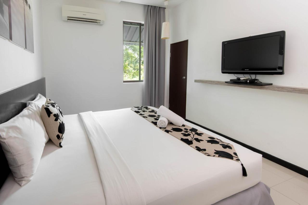 Riverra Inn Langkawi Куах Екстер'єр фото