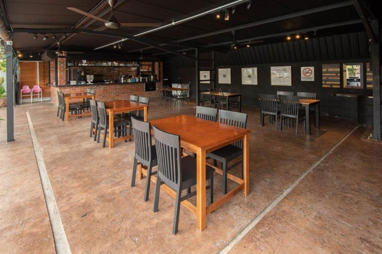 Riverra Inn Langkawi Куах Екстер'єр фото