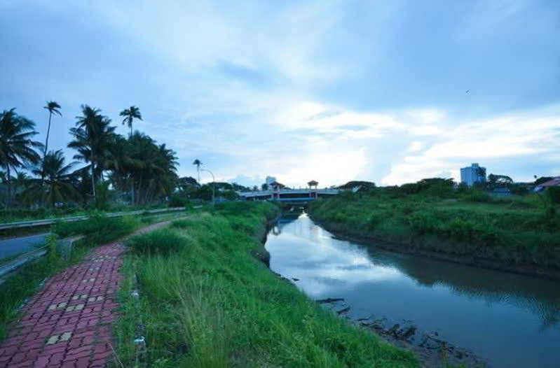 Riverra Inn Langkawi Куах Екстер'єр фото