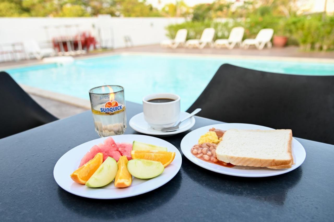 Riverra Inn Langkawi Куах Екстер'єр фото